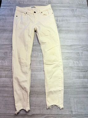 Zara Cream Skinny Jeans with Raw Hem